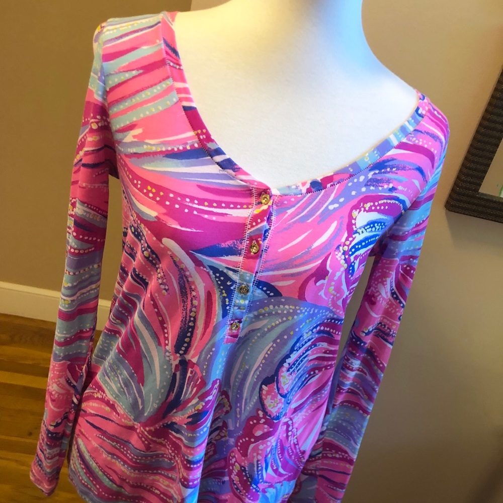 Sorella top, Lilly Pulitzer: Oh My Guava! print
